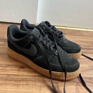 Nike Women’s Air Force 1 Low Black Gum size 7